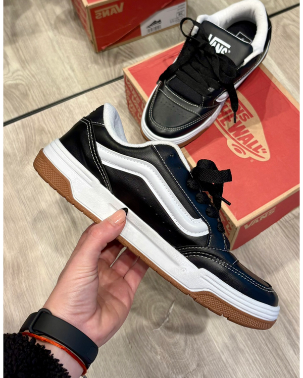 Producto - Vans hylane negras