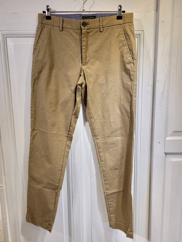 Producto - Pantalón BANANA REPUBLIC beige chino Talle 32 - PRECIO: 36X
