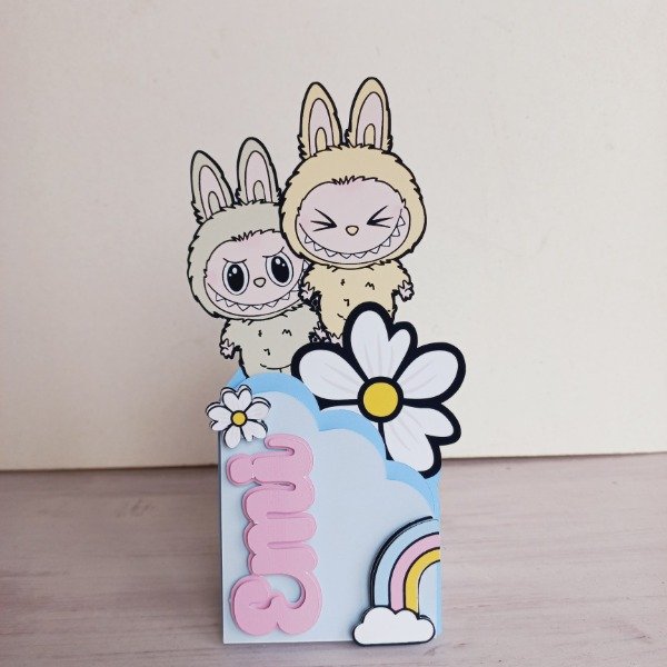 Producto - 5 Caja piramide 3D Labubu