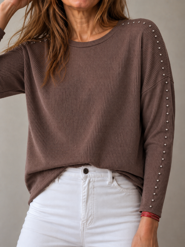 Producto - Remera básica Morley con tachas choco