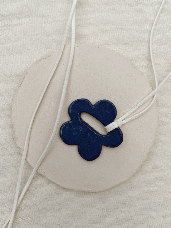 Producto - COLGANTE FLOR AZUL