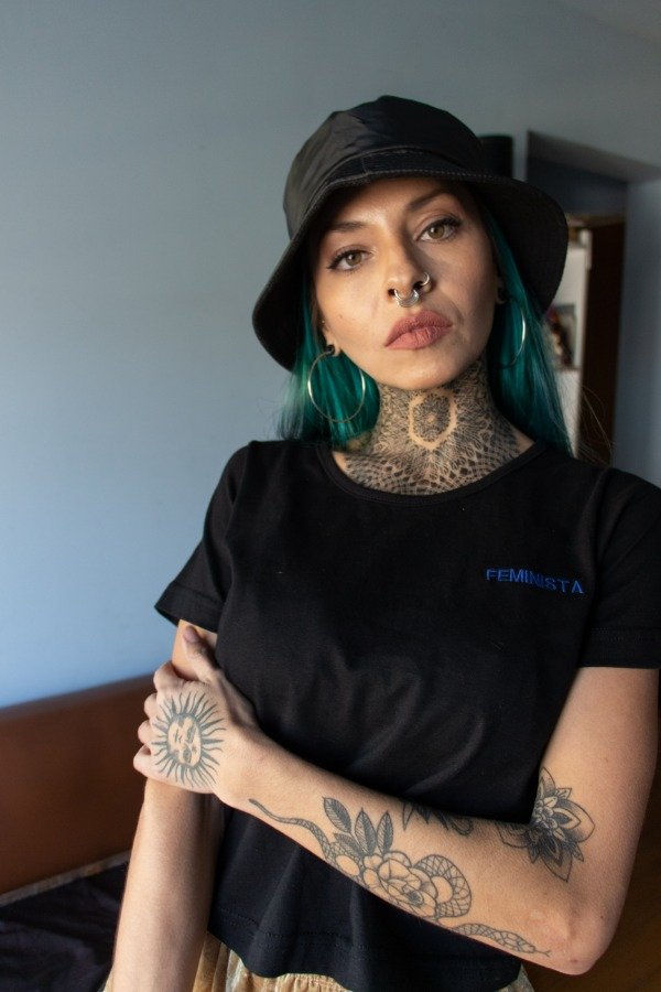 Producto - Remera Crop Bordada