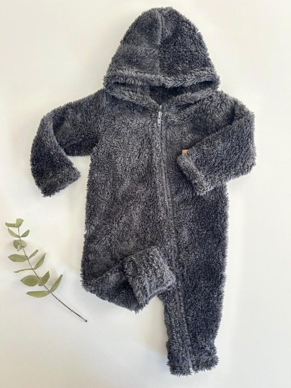 Producto - Enterito de piel 6/9 meses