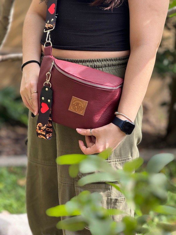 Producto - Maxi riñonera con llavero colores