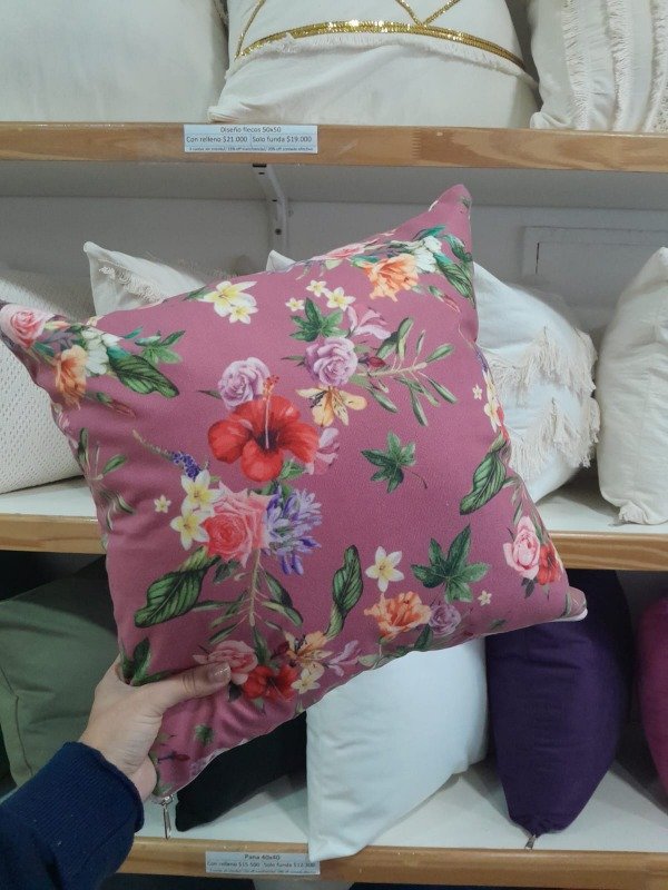 Producto - Pana floreada