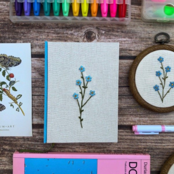 Producto - Cuaderno pocket florcitas celestes