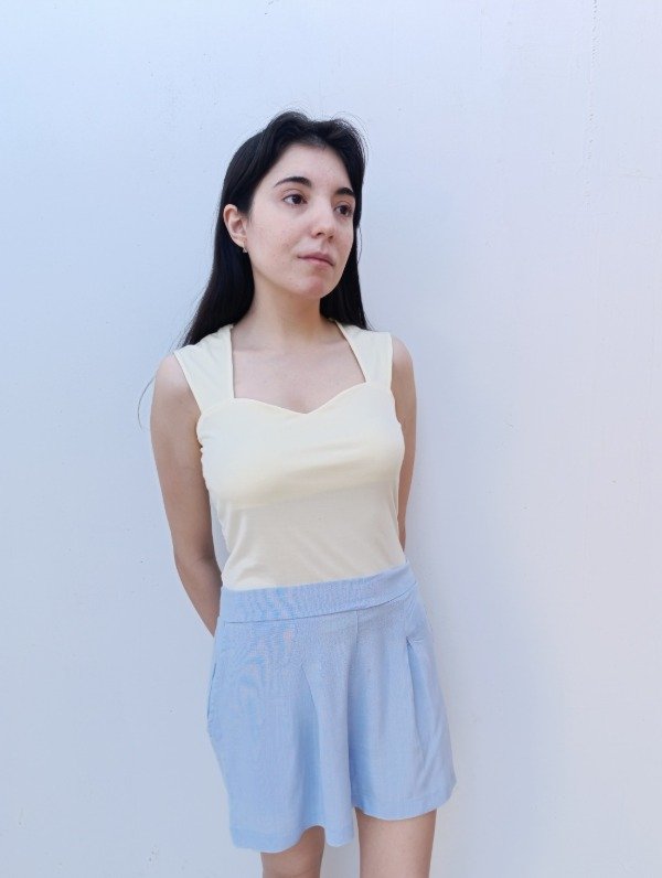 Producto - Musculosa escote corazón en modal soft