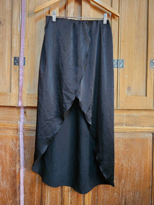 Producto - Falda Tucci Negra t.S