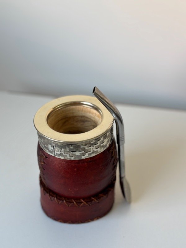 Producto - Mate imperial criollo - bombilla pico de loro de regalo