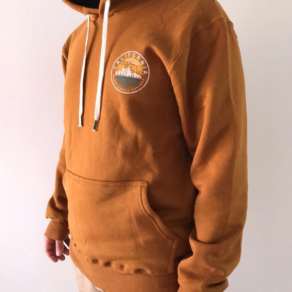 Producto - Buzo Rusty California Camel