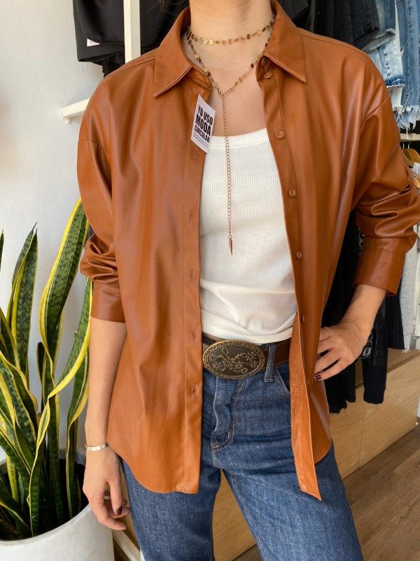 Producto - Camisa de ecocuero marron ZARA talle M