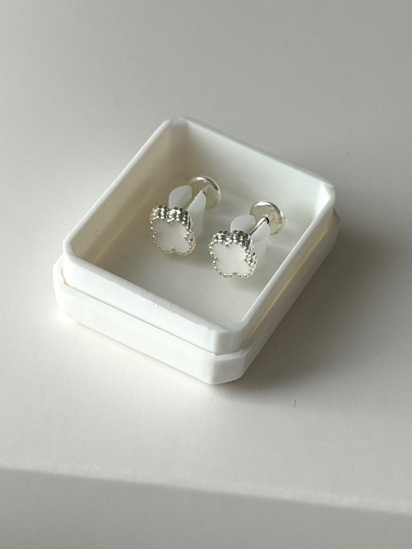 Producto - Abridor clover white