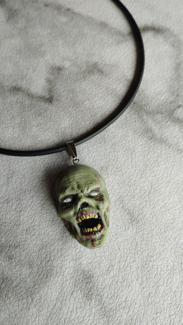 Producto - Collar Zombie