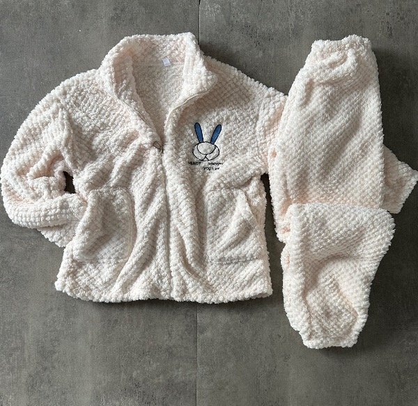 Producto - PIJAMA POLAR SOFT CONEJO NUDE