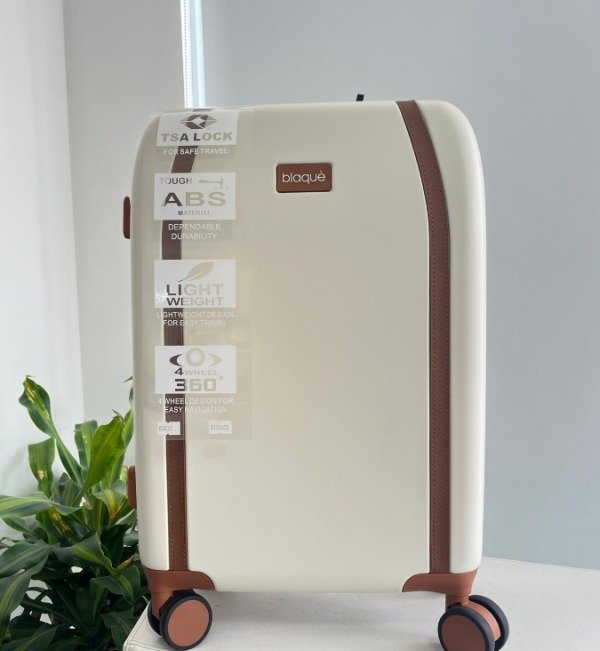 Producto - Valija Carryon blaque ht2303C ABS