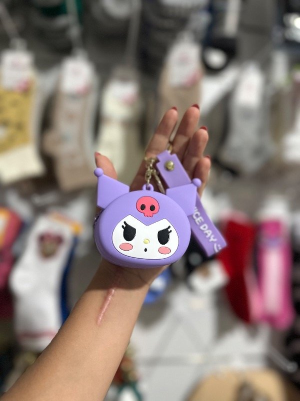 Producto - Llavero monedero kuromi