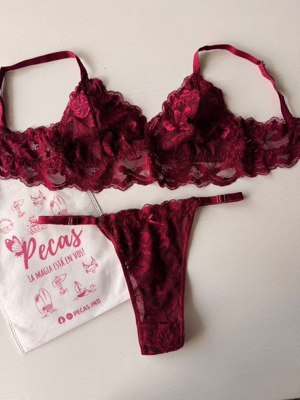 Producto - Conjunto Roma - Bordó