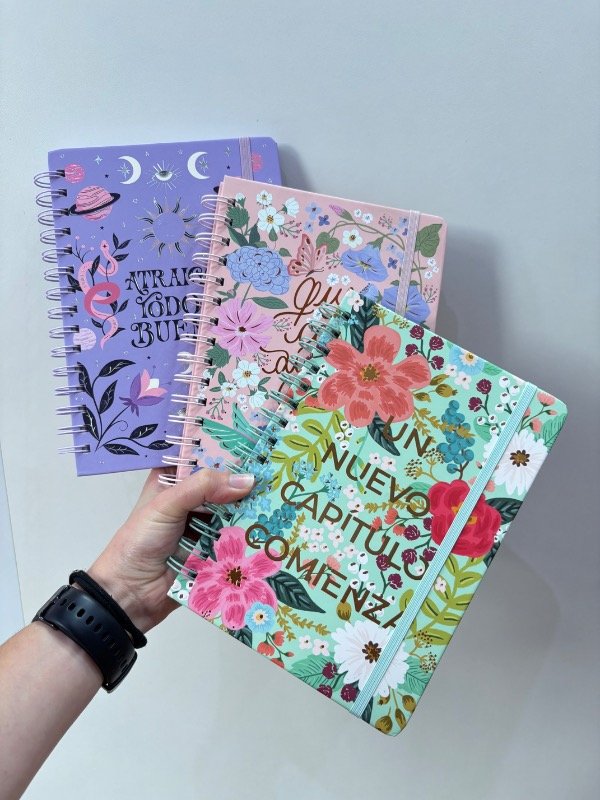 Producto - Cuaderno A5 anillado frases