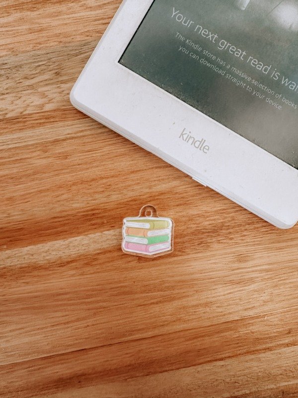 Producto - Libros Charm para Kindle o Celu
