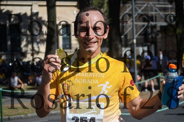 Producto - Carrera dorada 108