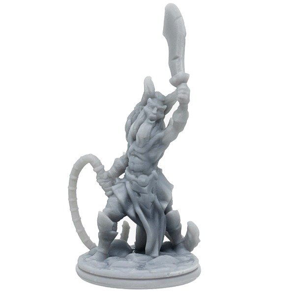 Producto - #466 A - Tiefling Guerrero - OUTLET