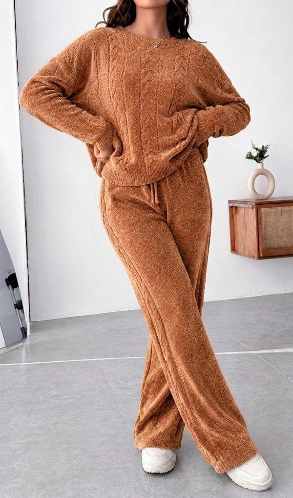 Producto - CONJUNTO SWEATER PANTALON CHENILLE MODA TOTAL MUJER
