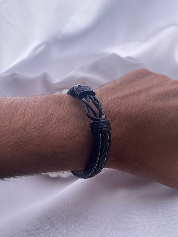 Producto - Pulsera de cuero Infinito