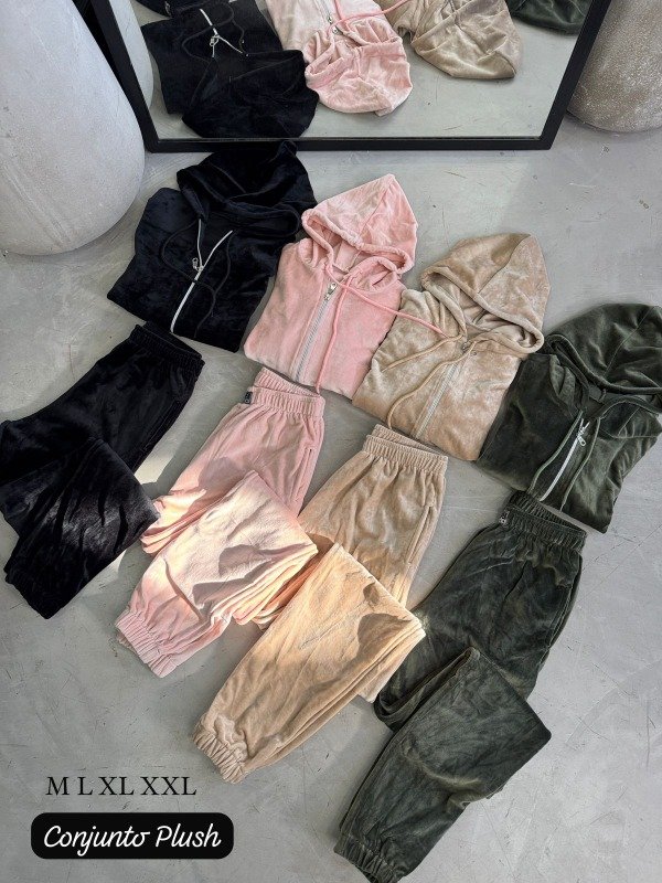 Producto - CONJUNTO PLUSH