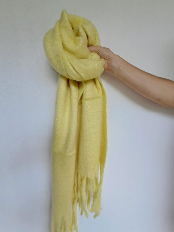 Producto - NL37 Mantón Nube Amarillo pastel