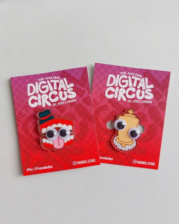 Producto - CHARMS Y PINES WOBBLY EYES -  DIGITAL CIRCUS by ShiKuro - 2
