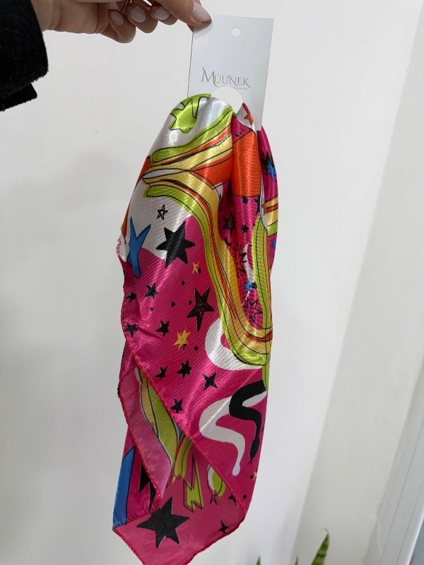 Producto - Pañuelo 50 x 50 fucsia - 1