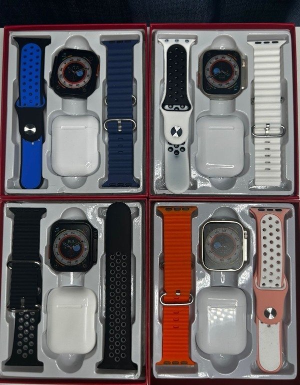 Producto - Reloj Ultra max + Audífonos inalámbricos