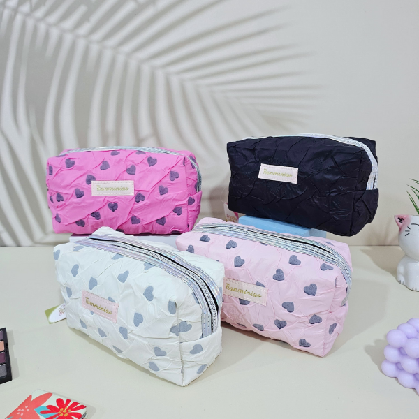 Producto - Portacosmetico Corazónes 18x 10x 8 cm