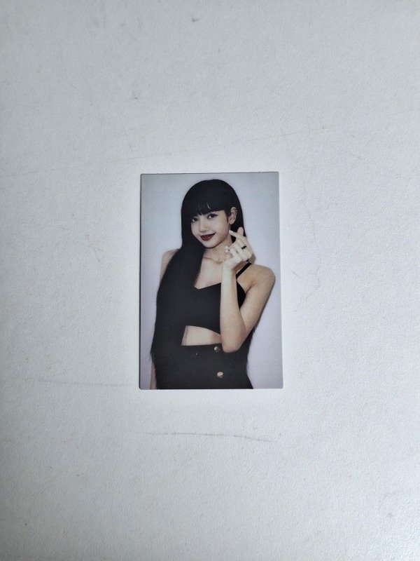 Producto - Lisa Blackpink "The Album"