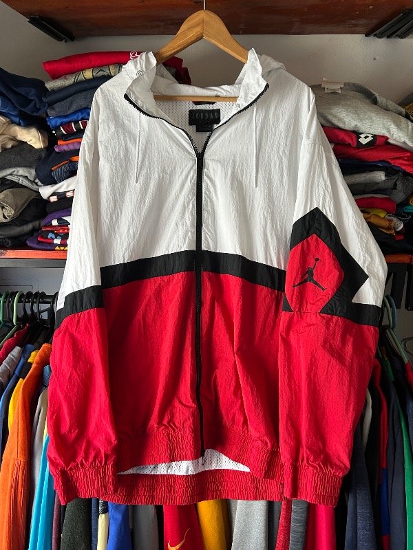 Producto - Campera windbreaker Nike Jordan Sportswear Diamond Talle xxl