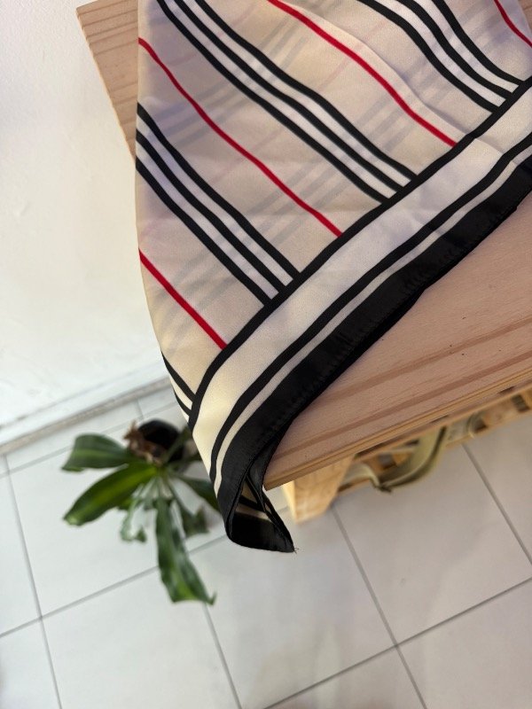 Producto - Pañuelo Fresa