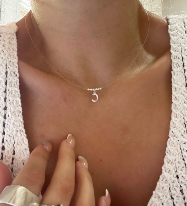 Producto - Chokers invisible con inicial cubic( consultar letra disponible)