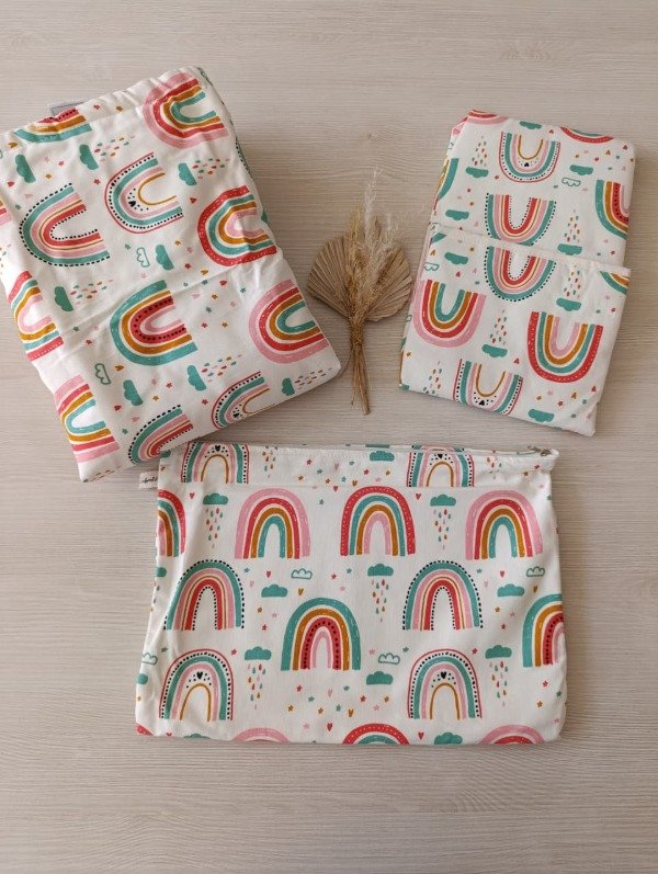 Producto - Set de Manta+Cambiador+Neceser Arcoiris