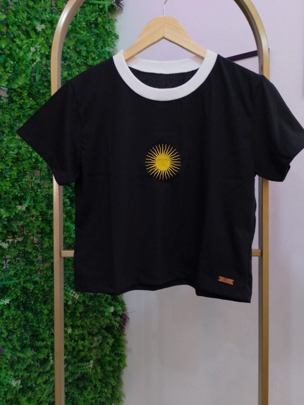 Producto - Remera algodón SOL Negro 0530