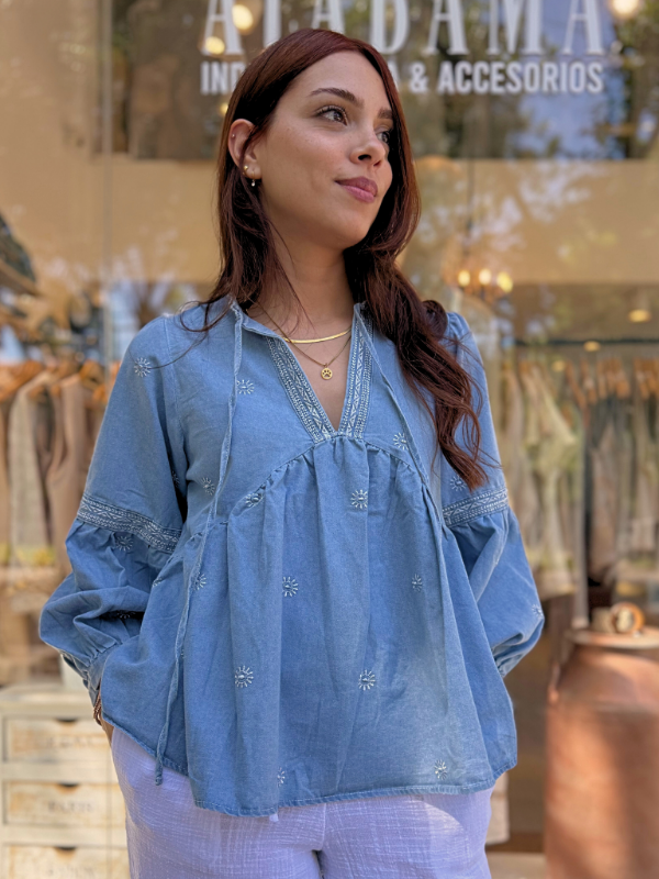 Producto - Blusa bordada Denim