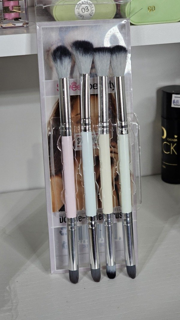 Producto - SET X4 BROCHAS "GRIS"