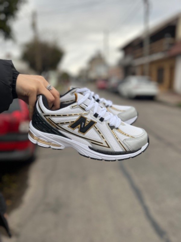 Producto - NEW BALANCE 1906 WHITE/Yellow