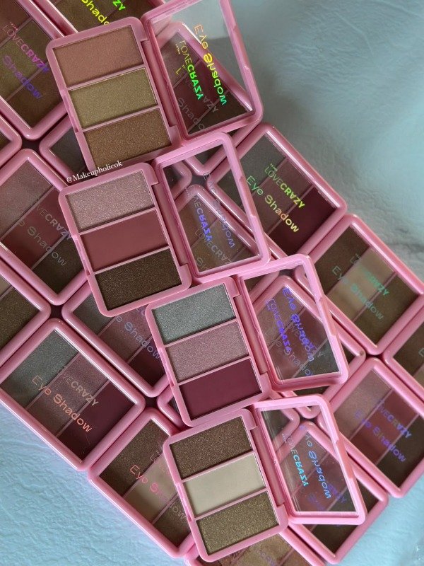 Producto - PALETA DE SOMBRAS TRIO ENVASE ROSA LOVE CRAZY - TEJAR