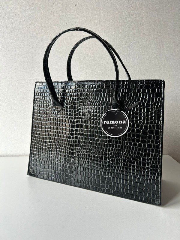 Producto - Maxibag negra croco charol