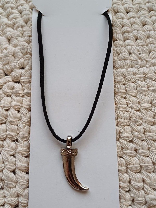 Producto - Collar gamuza corto cuerno