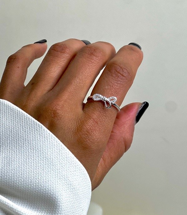 Producto - Anillo moño con cubics plata 925 italiana (N:17)