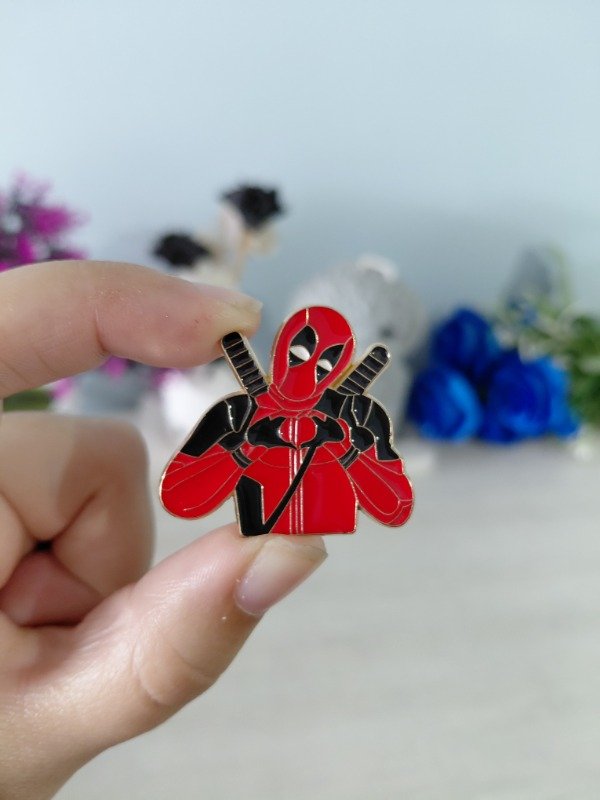 Producto - Pin metalizado - Deadpool #1661
