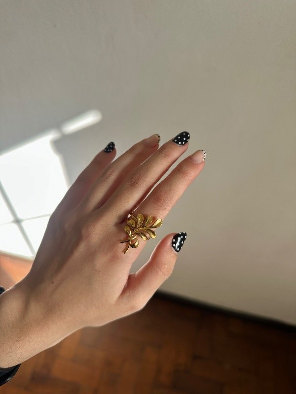 Producto - Anillo Eira Acero dorado