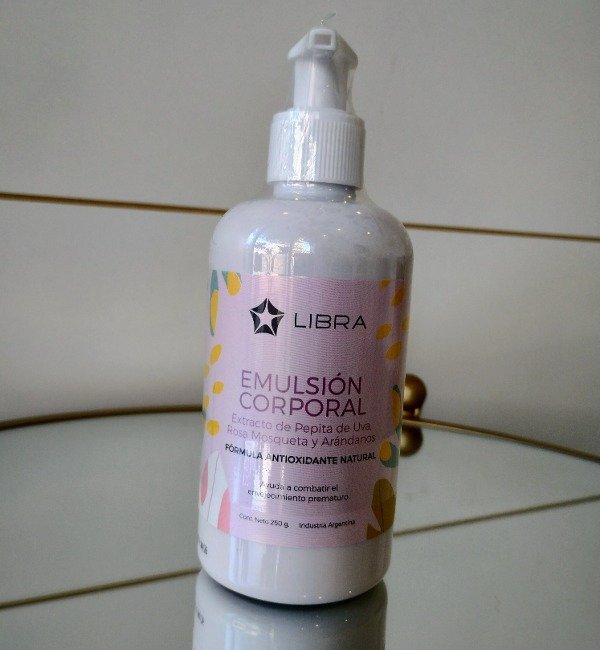 Producto - Emulsión corporal formula antioxidante natural  250 ml