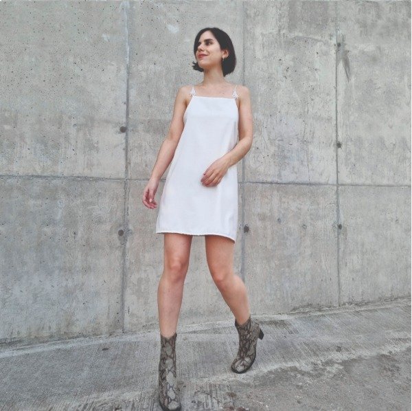 Producto - Vestido Whitehole S
